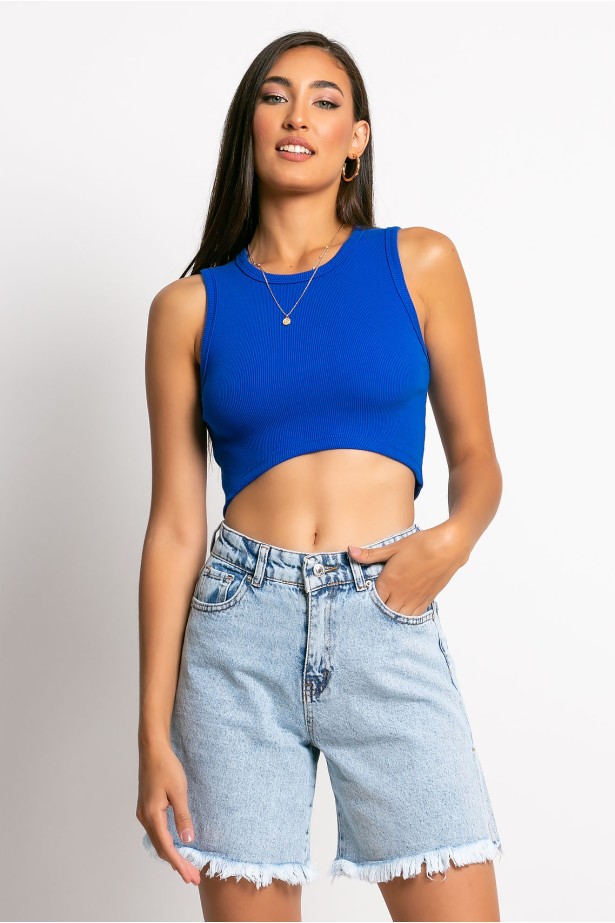 Crop top ριπ με οβάλ κόψιμο μπροστά ρουά