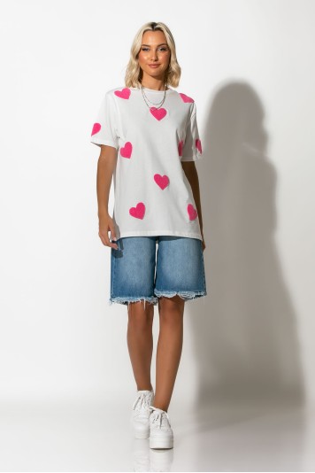 Oversized t-shirt με paches καρδούλες μαύρο