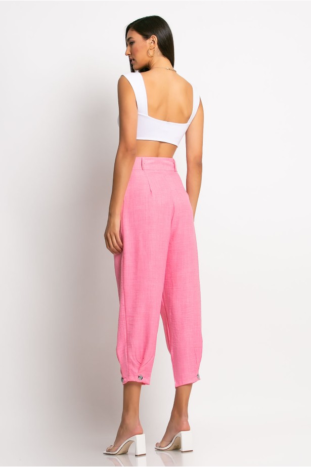 Cropped παντελόνι loose fit τύπου λινό με κουμπί κάτω ροζ